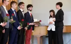 Zakończenie roku szkolnego klas maturalnych172