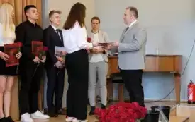 Zakończenie roku szkolnego klas maturalnych155