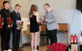 Zakończenie roku szkolnego klas maturalnych153
