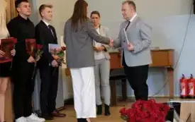 Zakończenie roku szkolnego klas maturalnych149