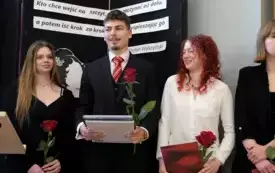 Zakończenie roku szkolnego klas maturalnych132