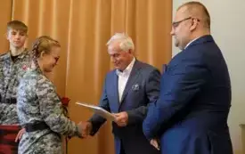 Zakończenie roku szkolnego klas maturalnych105