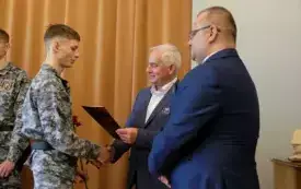 Zakończenie roku szkolnego klas maturalnych104