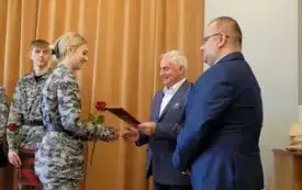 Zakończenie roku szkolnego klas maturalnych100