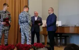 Zakończenie roku szkolnego klas maturalnych094