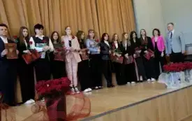 Zakończenie roku szkolnego klas maturalnych087