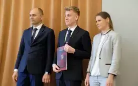 Zakończenie roku szkolnego klas maturalnych051