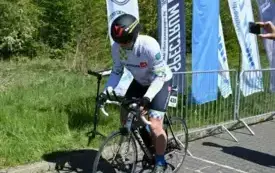 Pniewianie rozpoczęli sezon Supermaraton&oacute;w w Płotach07