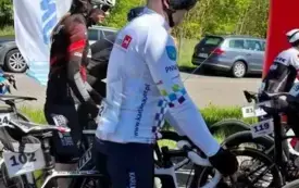Pniewianie rozpoczęli sezon Supermaraton&oacute;w w Płotach01