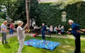 Majowe grillowanie u Senior&oacute;w (4)