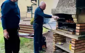 Majowe grillowanie u Senior&oacute;w (1)