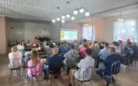 Spotkanie dotyczące realizacji projektu pn. &bdquo;Rewitalizacja linii kolejowej nr 368 Międzych&oacute;d &ndash; Szamotuły&rdquo; (1)