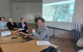 Spotkanie dotyczące realizacji projektu pn. &bdquo;Rewitalizacja linii kolejowej nr 368 Międzych&oacute;d &ndash; Szamotuły&rdquo; (1 (4)