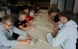 Kolejny tydzień &bdquo;Wakacji w bibliotece&rdquo; za nami! (4)