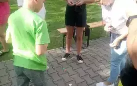 &bdquo;Gry podw&oacute;rkowe z naszego dzieciństwa&rdquo; &ndash; międzypokoleniowe popołudnie w Turowie (3)