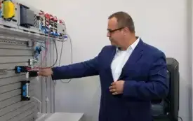 Uroczyste Otwarcie Ośrodka Egzaminacyjnego Dla Zawodu Technik Mechatronik (30)