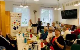 uRODZINOWE SPOTKANIE SENIOR&Oacute;W26