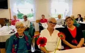 uRODZINOWE SPOTKANIE SENIOR&Oacute;W06
