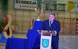 INFORMACJA Z UROCZYSTEJ SESJI RADY MIEJSKIEJ PNIEWY 41