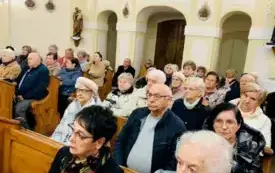 Msza św. Senior&oacute;w Dziennego Domu (2)