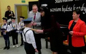 Pasowanie na ucznia w SP Chełmno001206