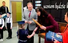 Pasowanie na ucznia w SP Chełmno001180