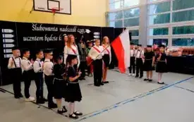 Pasowanie na ucznia w SP Chełmno001168