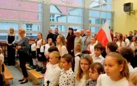 Pasowanie na ucznia w SP Chełmno001165