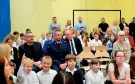 Pasowanie na ucznia w SP Chełmno001038