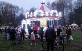 Jarmark Bożonarodzeniowy 2025 w Pniewach001048