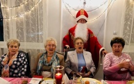 Spotkanie wigilijne Senior&oacute;w z Dziennego Domu Seniora (40)