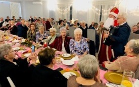 Spotkanie wigilijne Senior&oacute;w z Dziennego Domu Seniora (31)