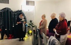 Spotkanie wigilijne Senior&oacute;w z Dziennego Domu Seniora (28)