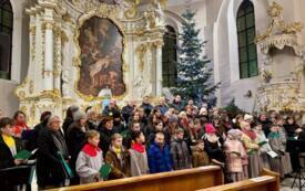 Koncert Ch&oacute;ru LIRA i Promyk&oacute;w Słonecznych11