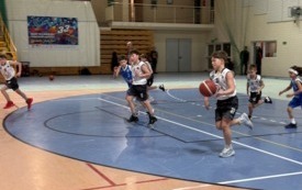 Lider na razie za mocny (4)