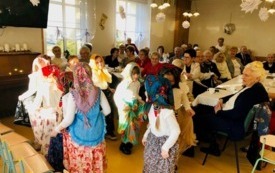 Dzień babci i Dziadka u Senior&oacute;w (18)