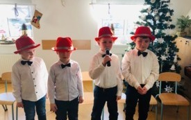 Dzień babci i Dziadka u Senior&oacute;w (14)