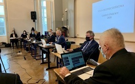 Sesja Rady Miejskiej Pniewy-marzec 2021 (8)