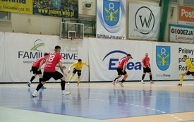 Red Dragons Pniewy-Widzew Ł&oacute;dź0113