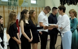 Zakończenie Roku SP Pniewy001142