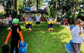 Integracyjny piknik sportowy w Dziennym Domu Seniora Pniewy (33)