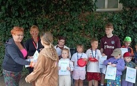 Integracyjny piknik sportowy w Dziennym Domu Seniora Pniewy (6)