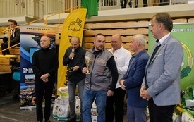 Wręczenie nagr&oacute;d podczas Wystawy Kr&oacute;lik&oacute;w 2021 w Pniewach 45