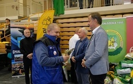 Wręczenie nagr&oacute;d podczas Wystawy Kr&oacute;lik&oacute;w 2021 w Pniewach 52