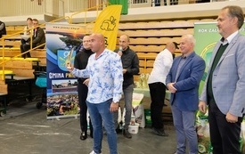 Wręczenie nagr&oacute;d podczas Wystawy Kr&oacute;lik&oacute;w 2021 w Pniewach 53