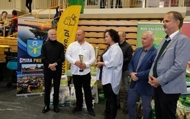 Wręczenie nagr&oacute;d podczas Wystawy Kr&oacute;lik&oacute;w 2021 w Pniewach 94