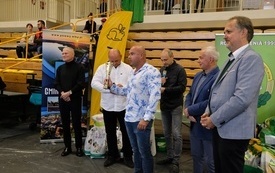 Wręczenie nagr&oacute;d podczas Wystawy Kr&oacute;lik&oacute;w 2021 w Pniewach 120