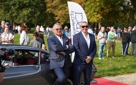 Jesienny Rajd Pojazd&oacute;w Zabytkowych z Autem Po Babci za nami!038