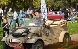 Jesienny Rajd Pojazd&oacute;w Zabytkowych z Autem Po Babci za nami!015