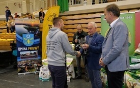 Wręczenie nagr&oacute;d podczas Wystawy Kr&oacute;lik&oacute;w 2021 w Pniewach 146